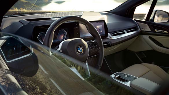 BMW 2er Active Tourer PHEV Details vom Fahrzeug